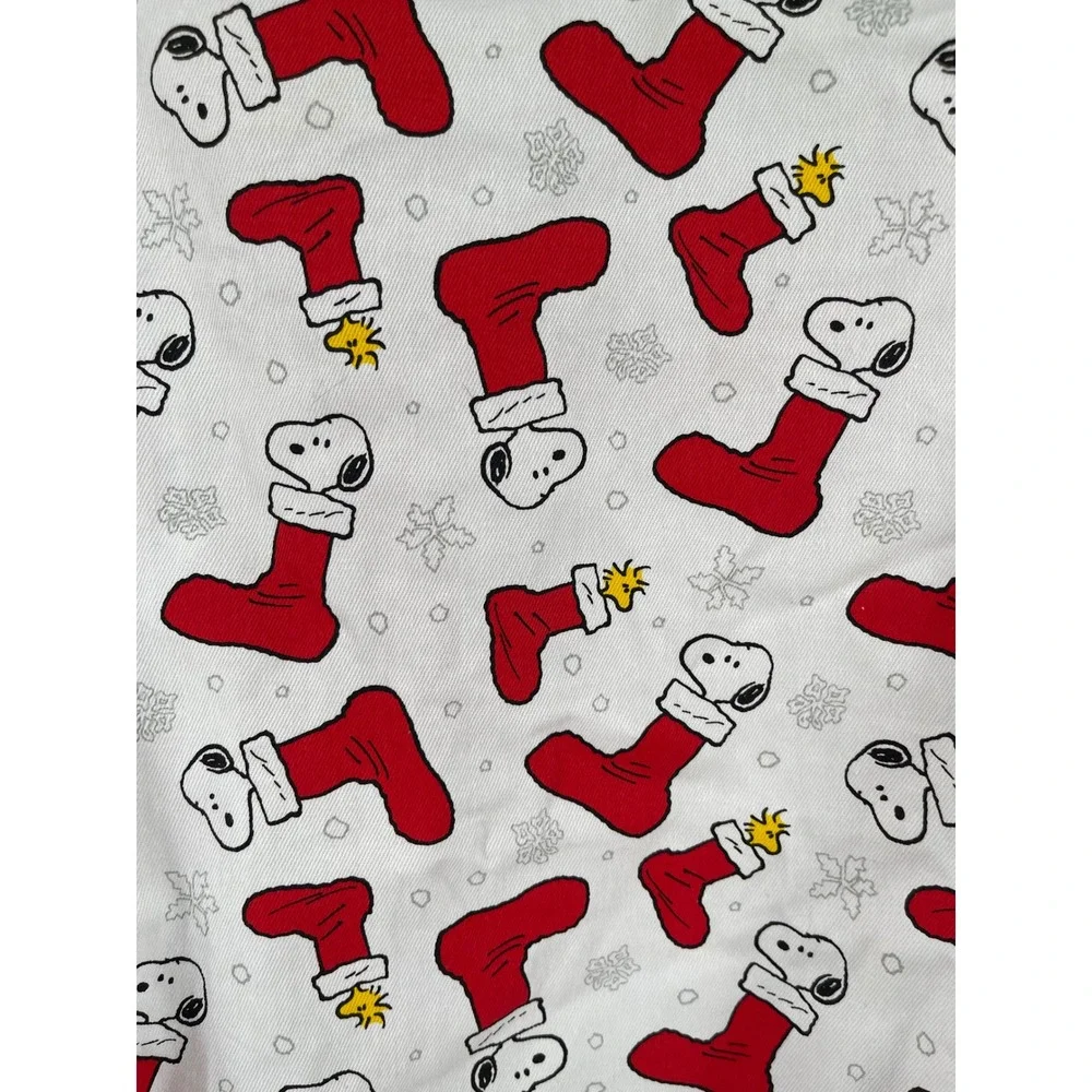 New Peanuts Apron Women OS White Red Excellent Snoopy Christmas Stocking Cotton